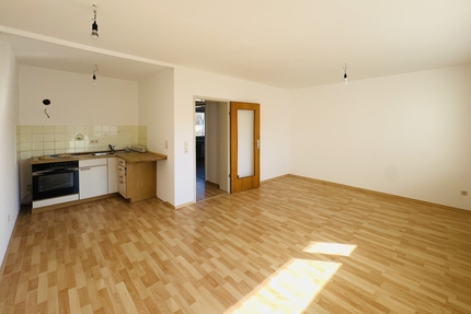 Ideal für Singles, Senioren oder Anleger – gepflegte Wohnung mit Aufzug & Waldnähe