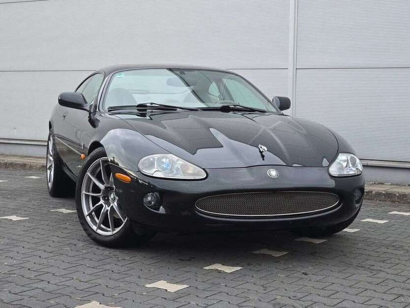 Jaguar XK8 95.370 km 14.900 € Wiesbaden 65201