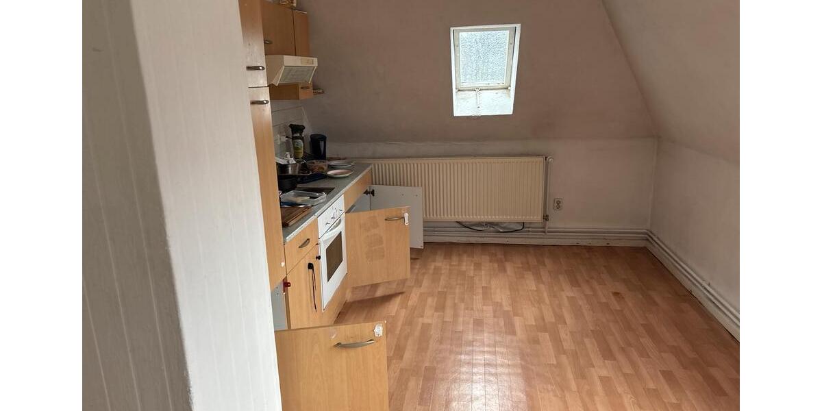 Dachgeschoßwohnung Oldenburg Eversten - 2 Zimmer, 60 m&sup2;, 450&euro; | Angebot:26415882