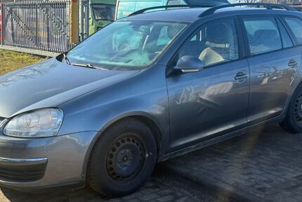 VW Golf 292.024 km 1.390 &euro; Brieselang 14656