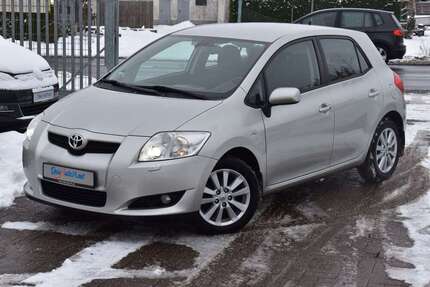 Toyota Auris 116.900 km 4.390 &euro; Celle 29227