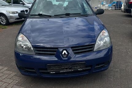 Renault Clio 176.487 km 1.999 &euro; Homburg 66424
