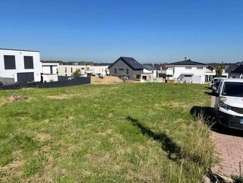 Grundstück zu verkaufen in Kuppenheim 169.500 € 220 m²