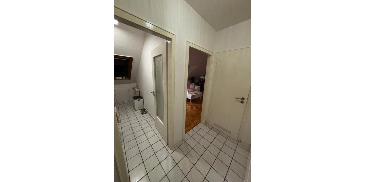 Helle 1-Zimmer-Wohnung in Garbsen – Heideweg 8, 3. OG 1 zimmer