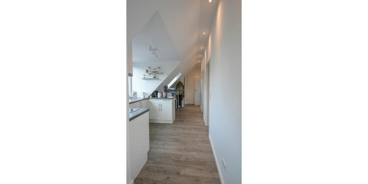 Dachgeschoßwohnung Oldenburg Alexandersfeld - 2 Zimmer, 39 m&sup2;, 665&euro; | Angebot:25418698