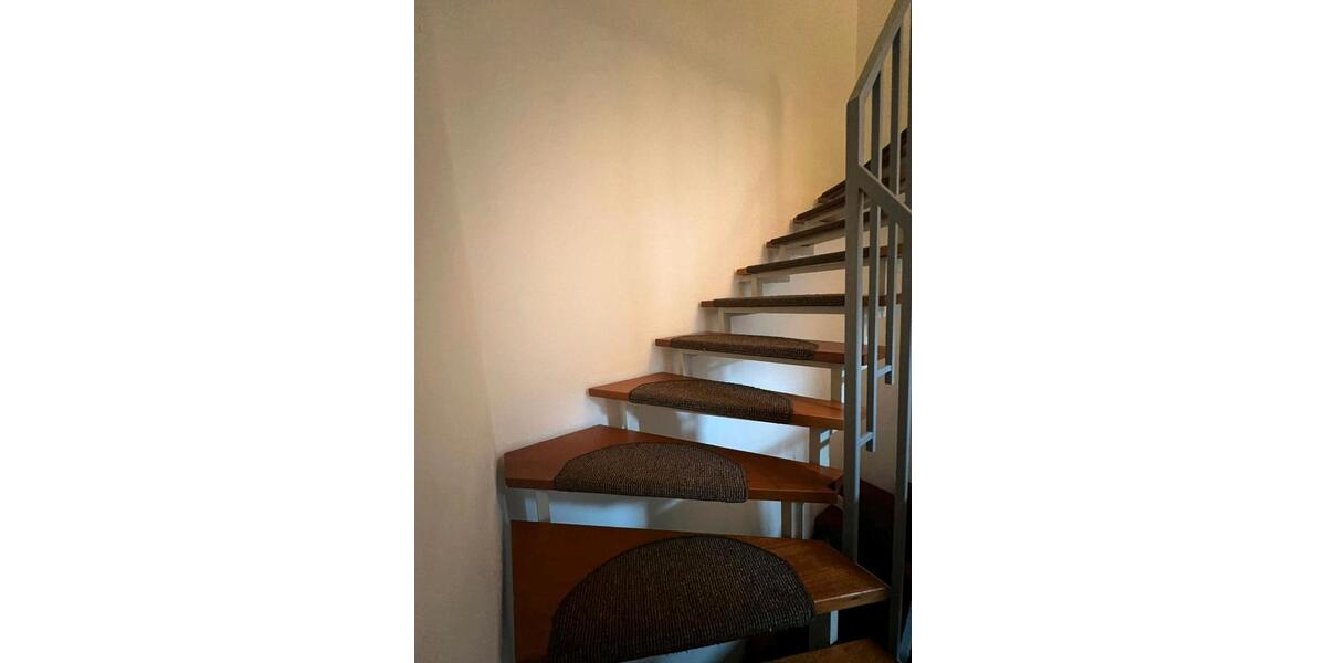 Reihenhaus Gera Bieblach-Ost - 7 Zimmer, 140 m&sup2;, 1.200&euro; | Angebot:26384578