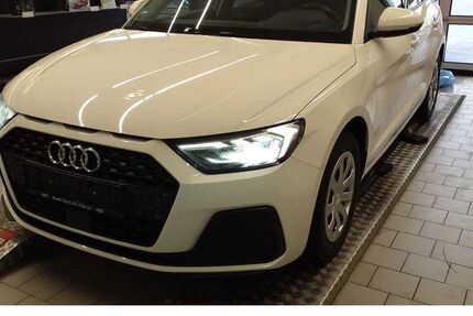 Audi A1 53.700 km 19.699 &euro; Hanau 63452