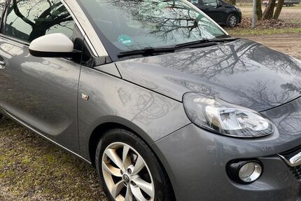 Opel Adam 118.811 km 6.999 &euro; München 81929