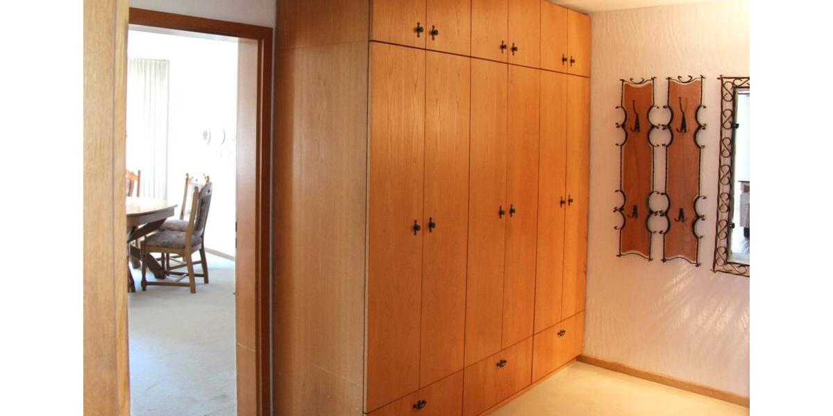 Doppelhaushälfte Selb - 5 Zimmer, 150 m&sup2;, 220.000&euro; | Angebot:26929441