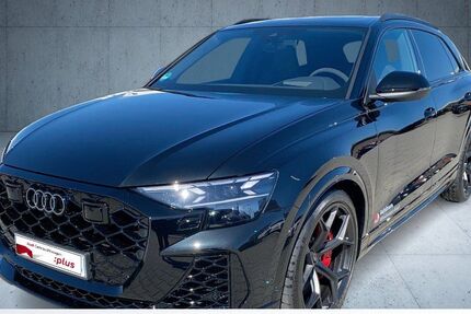 Audi RSQ8 6.000 km 149.860 &euro; Saal a.d. Donau 93342