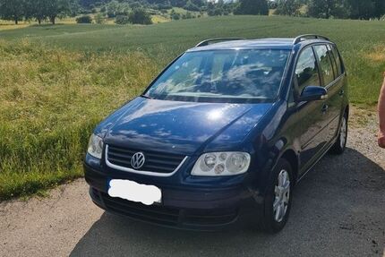 VW Touran 210.000 km 3.000 &euro; Waldenburg 74638
