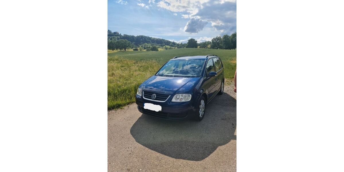 VW Touran 210.000 km 3.000 &euro; Waldenburg 74638