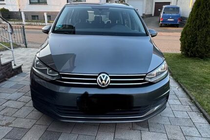 VW Touran 286.200 km 10.100 &euro; Steinheim 32839
