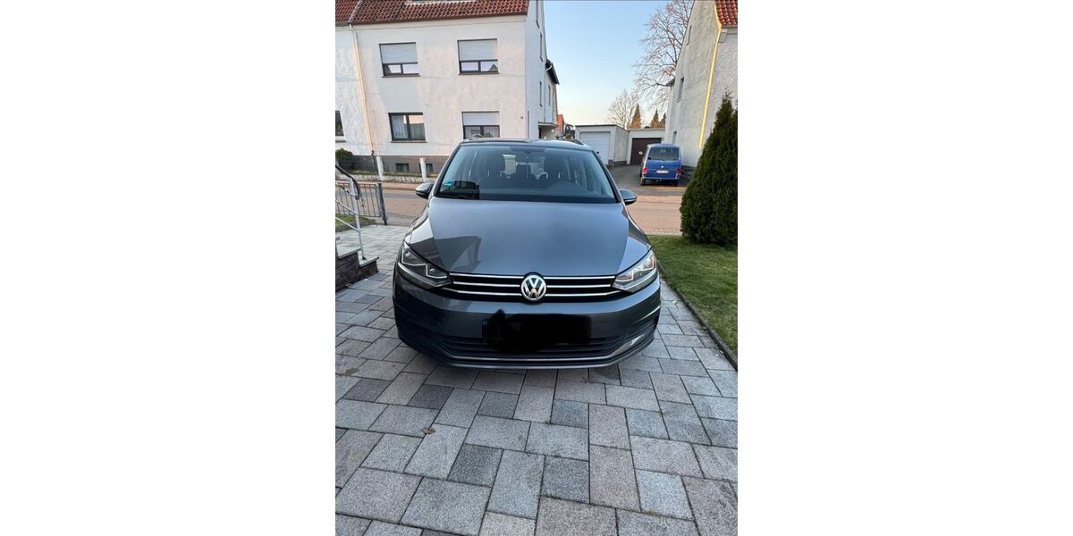 VW Touran 286.200 km 10.100 &euro; Steinheim 32839
