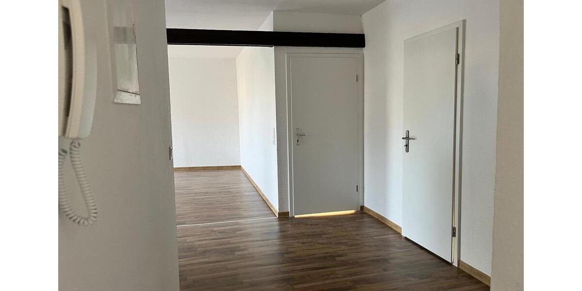 Dachgeschoßwohnung Bitterfeld-Wolfen Bitterfeld - 3 Zimmer, 75 m&sup2;, 550&euro; | Angebot:26337106