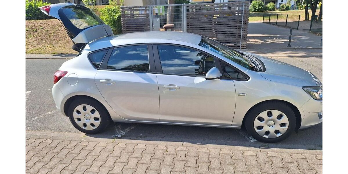 Opel Astra 180.000 km 4.100 &euro; Rüsselsheim 65428