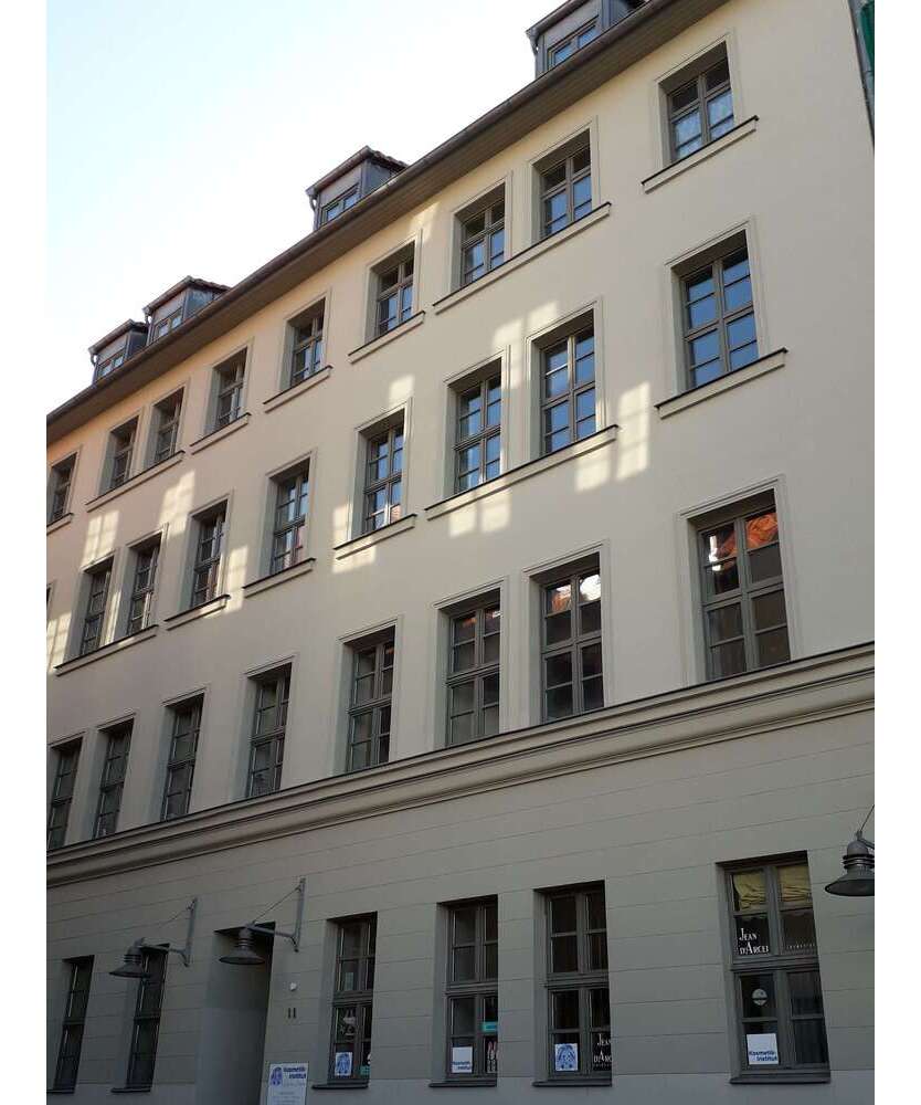 Wohnung zum Mieten in HalleSaale 1.110 € 111 m²