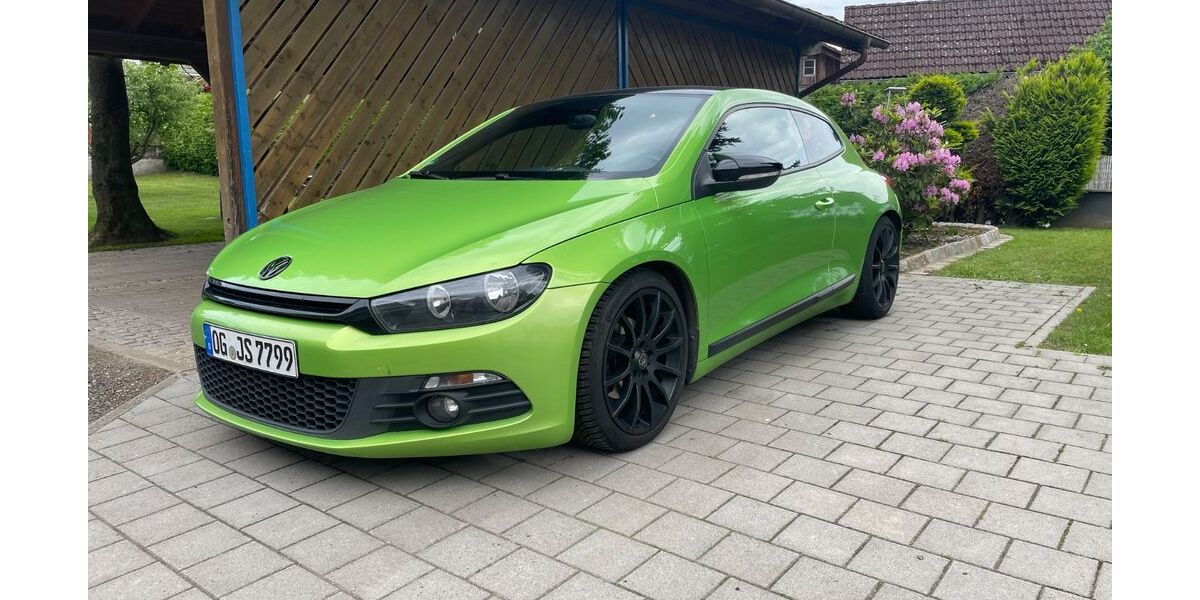 VW Scirocco 184.000 km 8.200 &euro; Achern 77855
