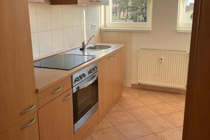 EBK, Balkon, neu renoviert, schön, hell, von privat 3 zimmer