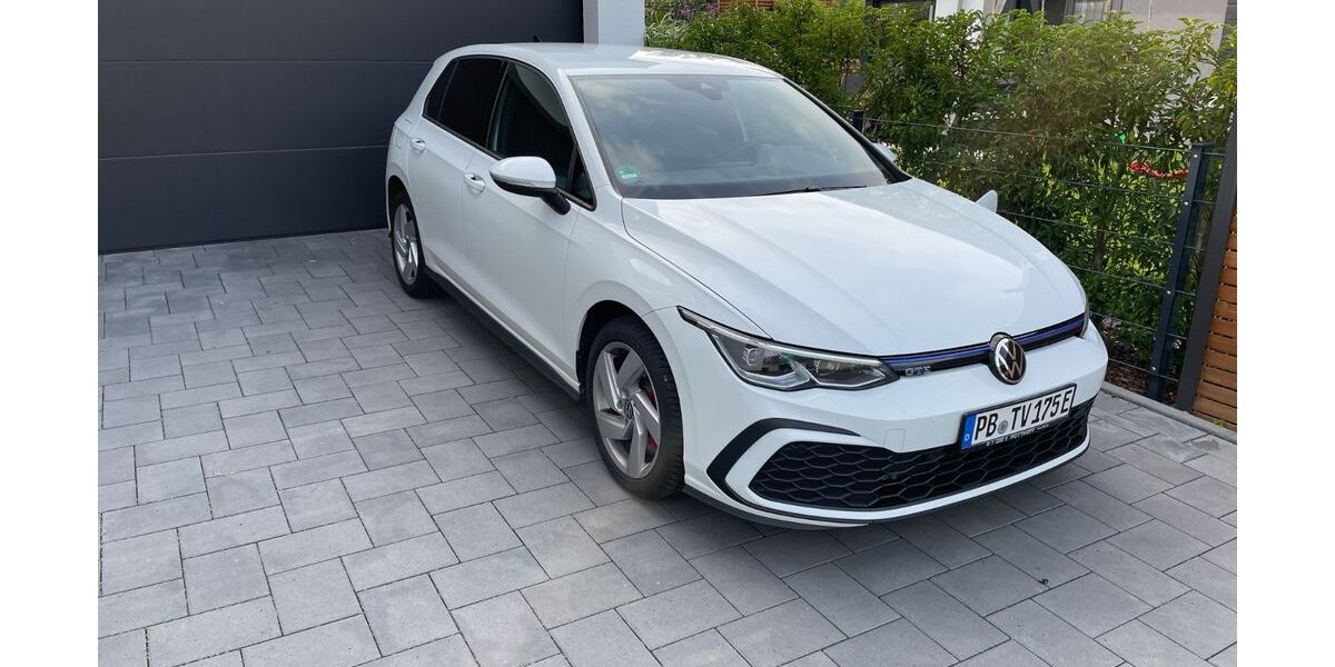 VW Golf 83.000 km 20.495 &euro; Salzkotten 33154