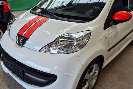 Peugeot 107 213.000 km 2.799 &euro; Kleve 47533