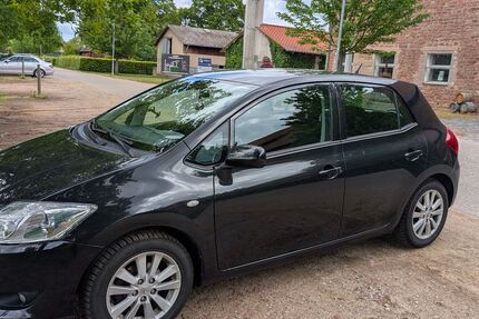 Toyota Auris 106.000 km 6.700 &euro; Dossenheim 69221