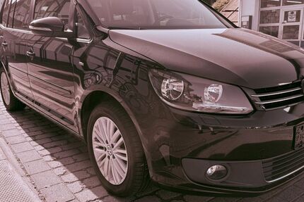 VW Touran 159.000 km 8.699 &euro; Katlenburg-Lindau 37191