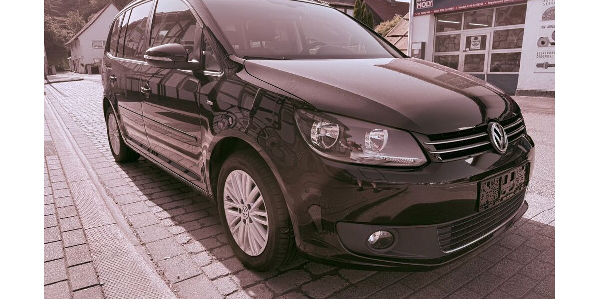 VW Touran 159.000 km 8.699 &euro; Katlenburg-Lindau 37191