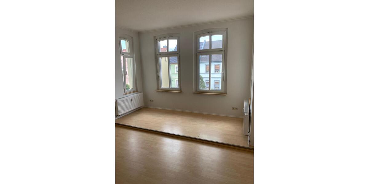 Etagenwohnung Zerbst (Anhalt) - 2 Zimmer, 65 m&sup2;, 655&euro; | Angebot:26339606