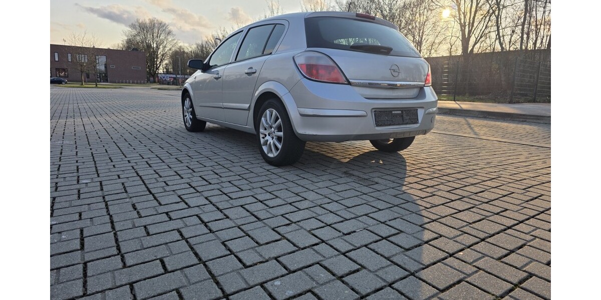 Opel Astra H 190.582 km 1.499 &euro; Papenburg 26871
