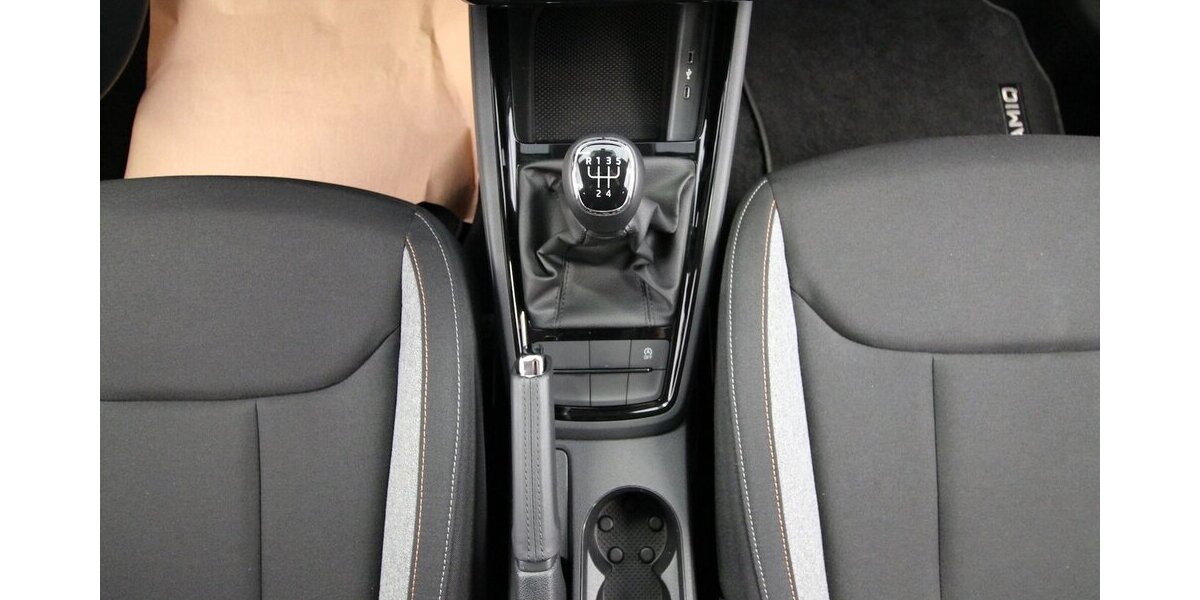 Skoda Kamiq TSI OPF Selection LED+TEMPOMAT+KLIMA+ALU 20.553 km 18.900 &euro; Hagenow 19230