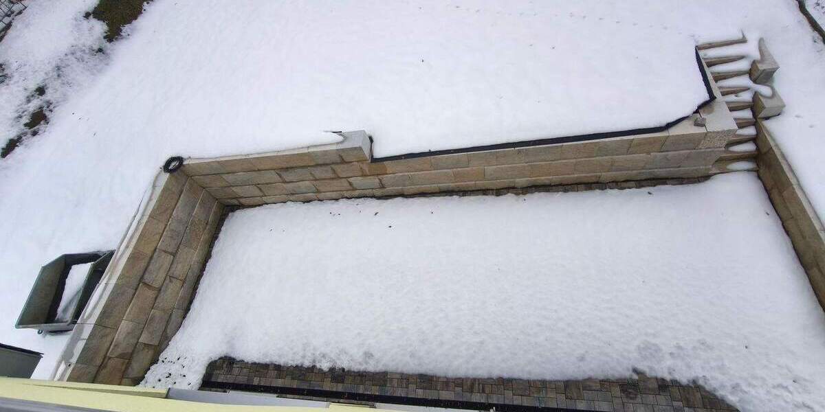 Einfamilienhaus Igensdorf Pettensiedel - 1 Zimmer, 240 m&sup2;, 2.200&euro; | Angebot:25140505