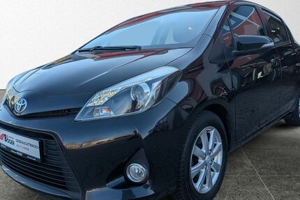 Toyota Yaris 90.000 km 9.990 &euro; Winsen 21423