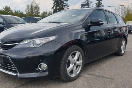 Toyota Auris 130.650 km 9.390 &euro; coburg 96450