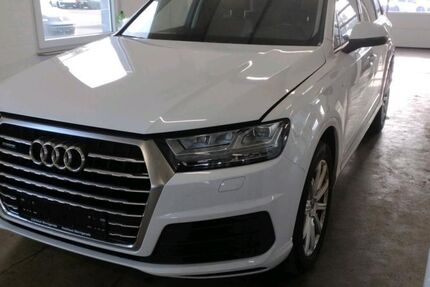 Audi Q7 151.505 km 22.990 &euro; Braunschweig 38122