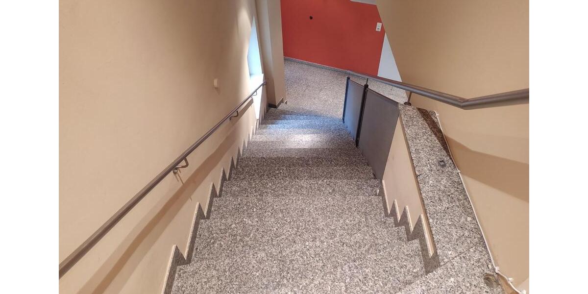Gewerbeobjekt Hünfeld - 2 Zimmer, 7 m&sup2;, 849&euro; | Angebot:24984625