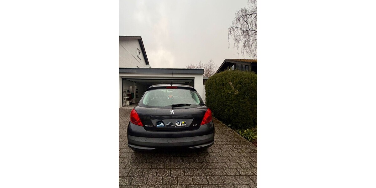 Peugeot 207 191.000 km 2.690 &euro; Engelsbrand 75331