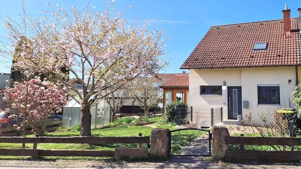 Haus zum Kaufen in Bad Teinach 450.000 € 124 m²