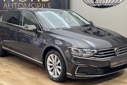 VW Passat 43.726 km 22.300 &euro; Rastede/ Wahnbek 26180