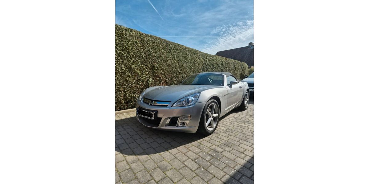 Opel GT 40.000 km 17.900 &euro; Bechtsbüttel 38527