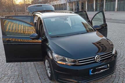 VW Touran 161.000 km 15.590 &euro; Markt Schwaben 85570