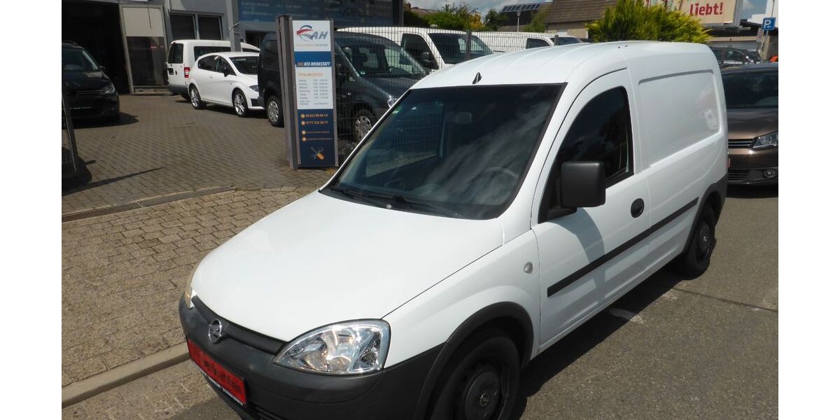 Opel Combo 54.500 km 5.990 &euro; Wolfsburg/Vorsfelde 38448