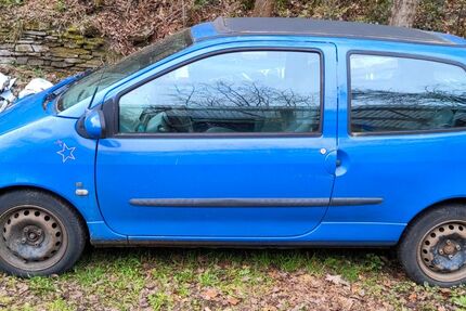 Renault Twingo 112.712 km 1.110 &euro; Weilrod - Emmershausen 61276