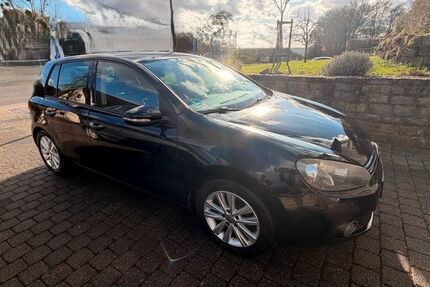 VW Golf 135.806 km 4.900 &euro; Meckel 54636