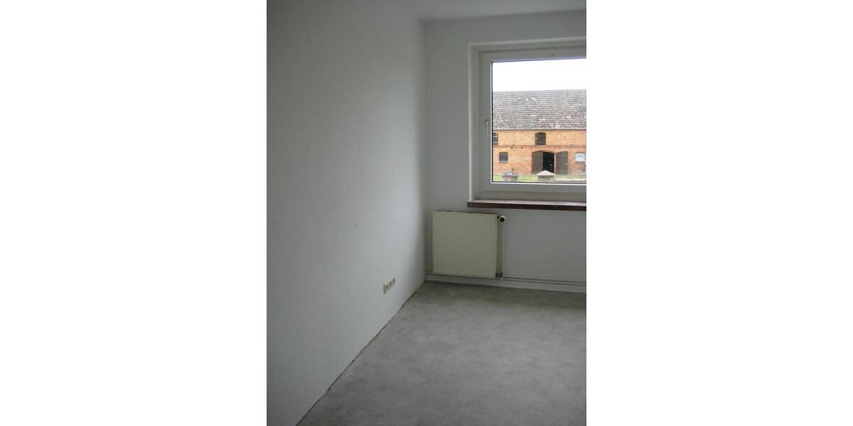 Erdgeschoßwohnung Osterburg (Altmark) - 3 Zimmer, 55 m&sup2;, 246&euro; | Angebot:8828028