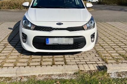 Kia Rio 120.000 km 8.500 &euro; Köln 50937