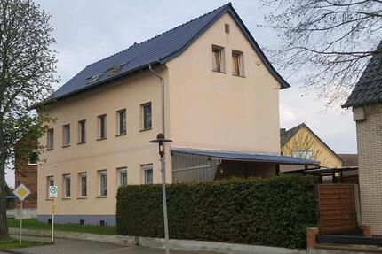 Mietshaus mit 3 Wohnungen