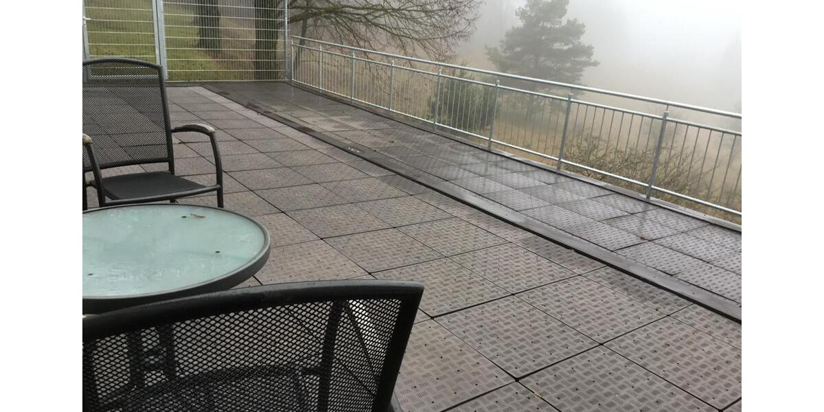 Erdgeschoßwohnung Sulzbach-Rosenberg Rosenberg - 6 Zimmer, 180 m&sup2;, 2.000&euro; | Angebot:25282327