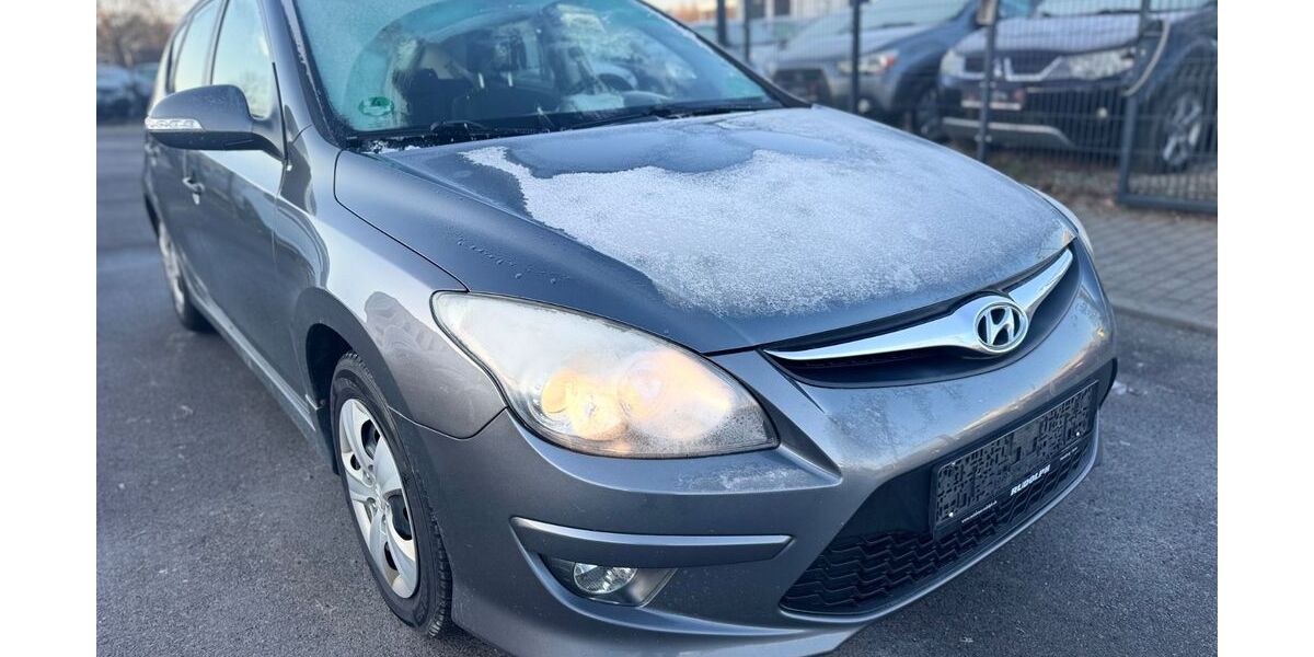 Hyundai i30 251.866 km 2.499 &euro; Wildau 15745