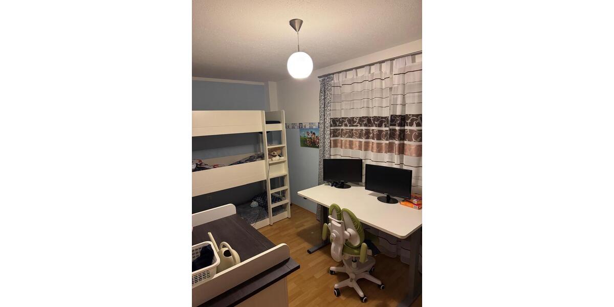 Doppelhaushälfte Moorenweis - 5 Zimmer, 124 m&sup2;, 3.580&euro; | Angebot:24550506